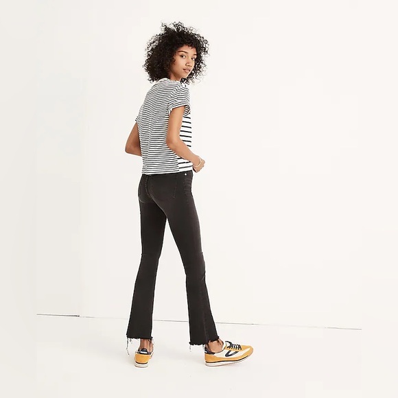 Madewell Cali Demi-Boot Jeans in Berkeley Black: Chewed-Hem Edition - Picture 3 of 9